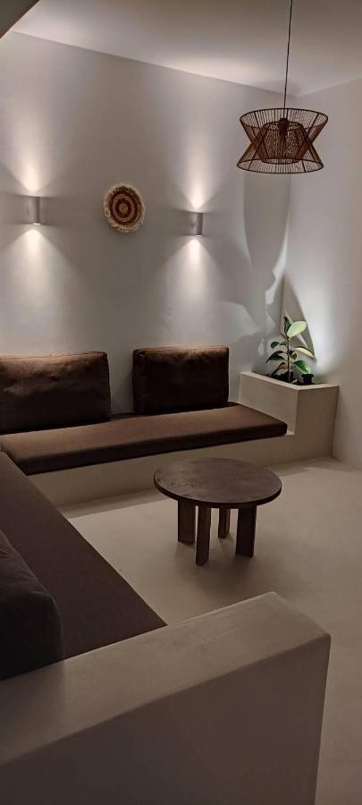 Lejardin Suites Santorini Pýrgos Exteriör bild