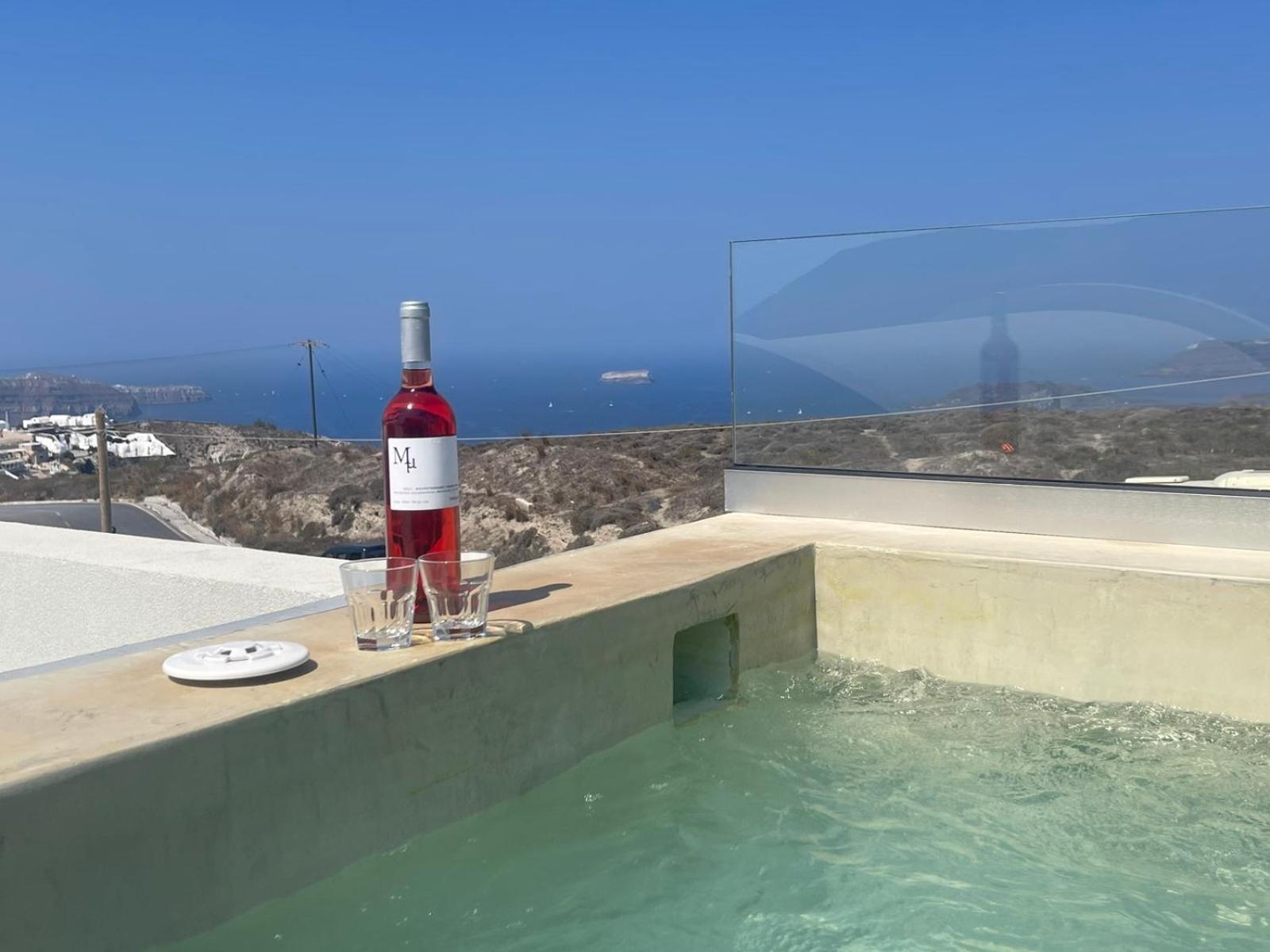Lejardin Suites Santorini Pýrgos Exteriör bild